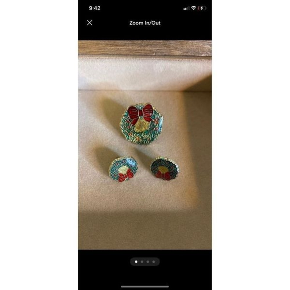 Retro Christmas Wreath Earrings and Pin‎ Set